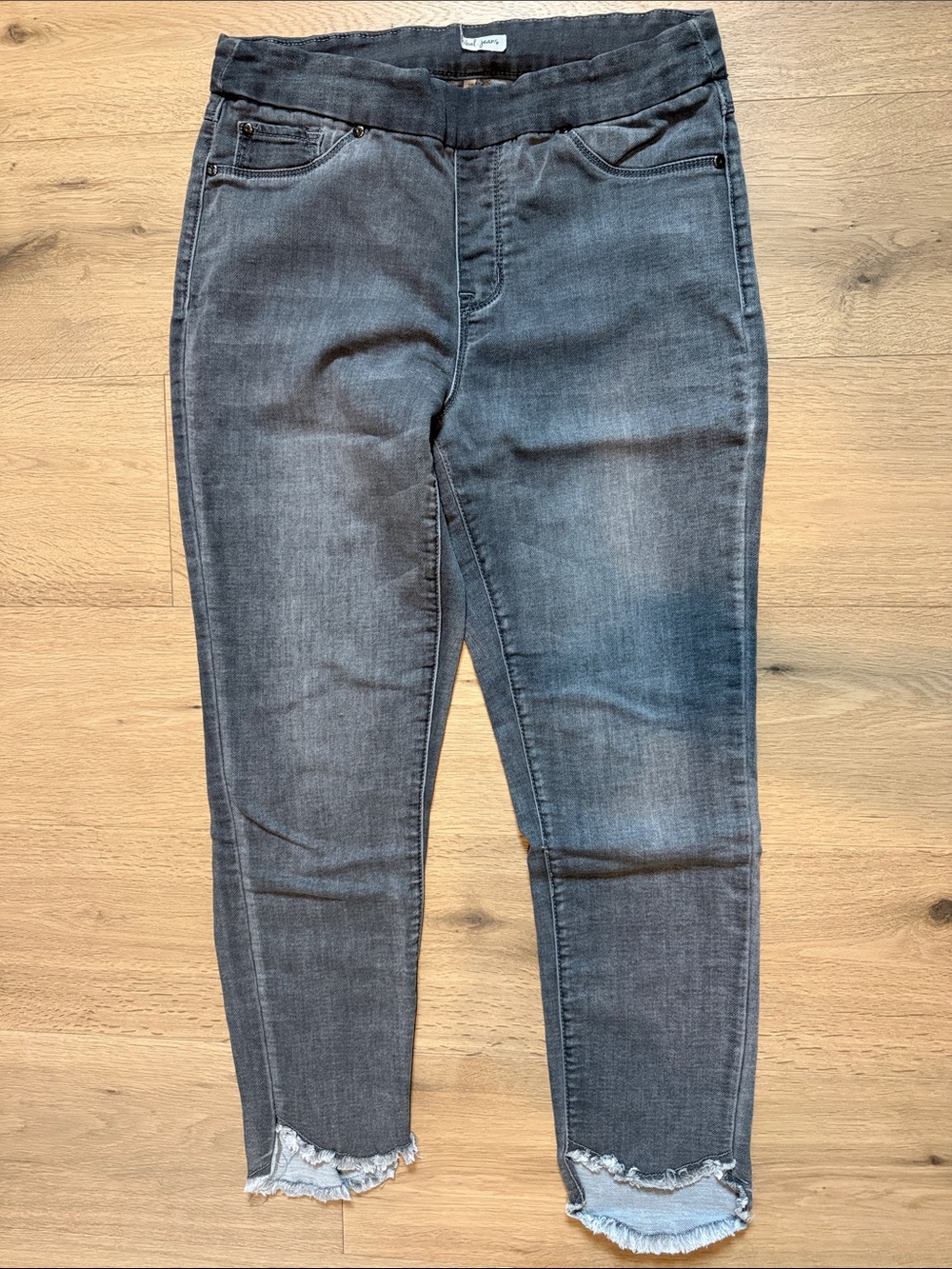 Tribal Dark Gray Ankle Jeans with Frayed Hem